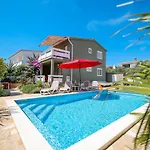 Goga Vakantiehuis Vir