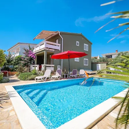 Goga Holiday home Vir